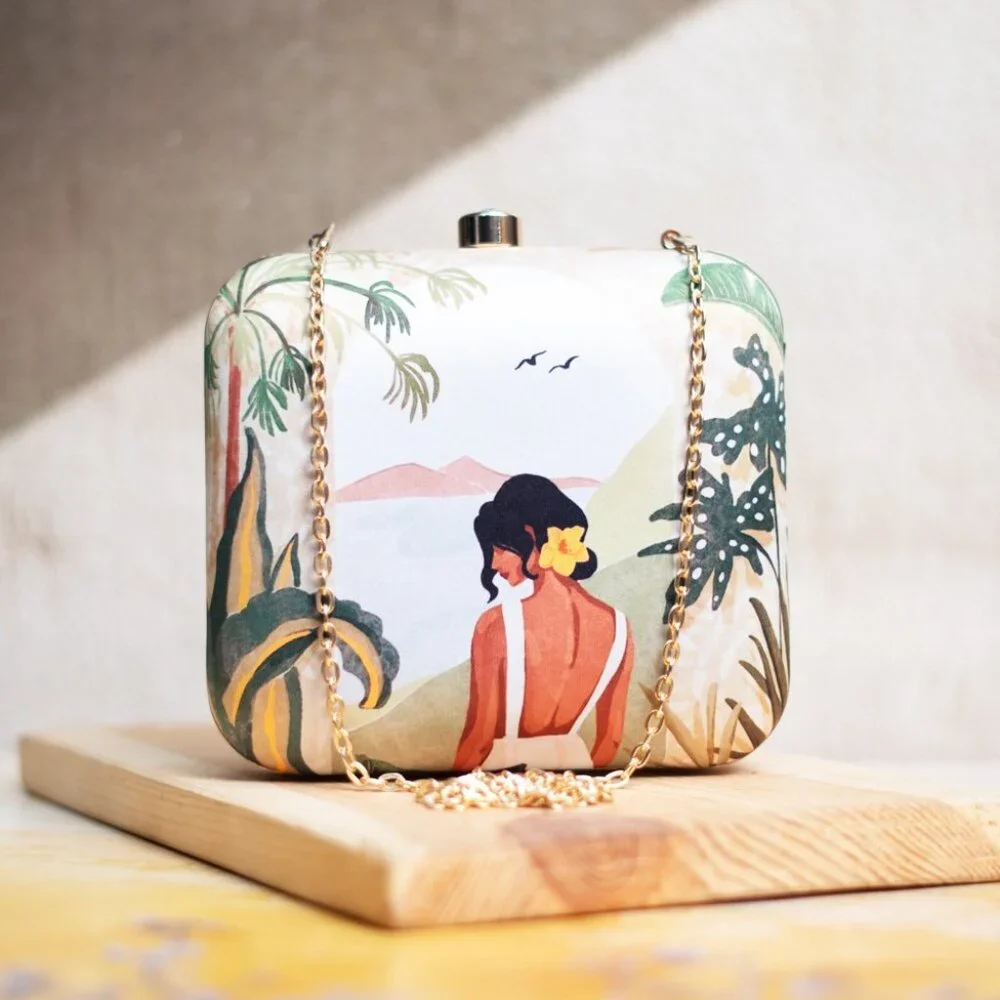 Handcrafted Aura Voyage Clutch by INDIAURA 7"X5" - Picture 1 of 6